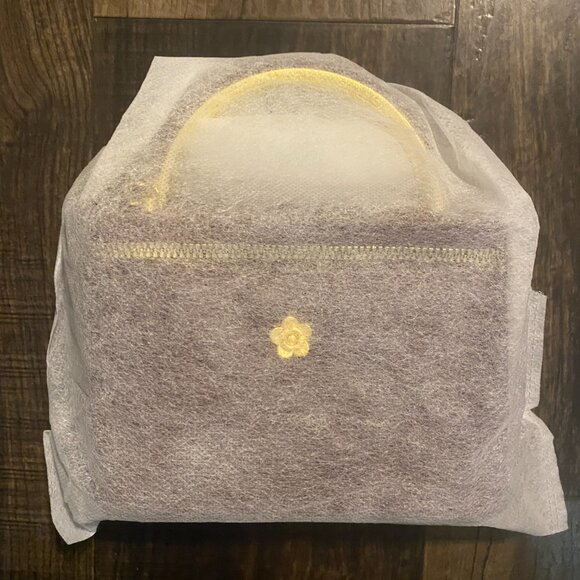 New Mini Burgundy Quilted Box Bag – Purse Handbag w/Gold Zipper & Accents - Picture 9 of 10